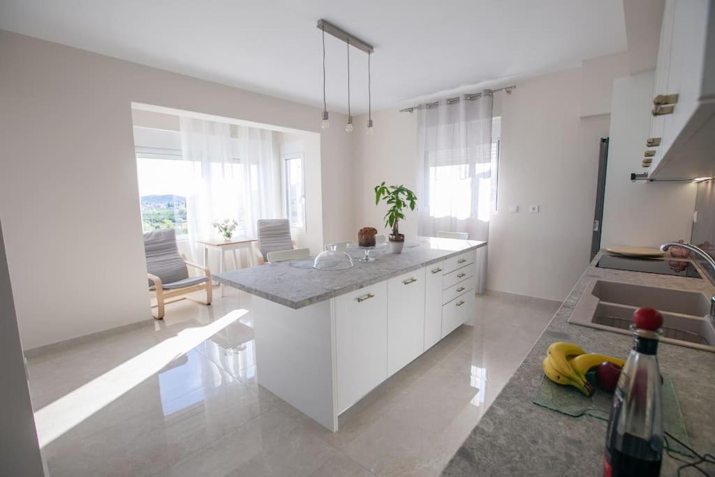 Over The Horizon 3 Bedroom Apartment 纳夫普利翁 外观 照片