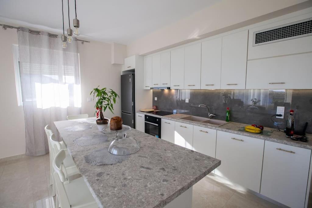 Over The Horizon 3 Bedroom Apartment 纳夫普利翁 外观 照片